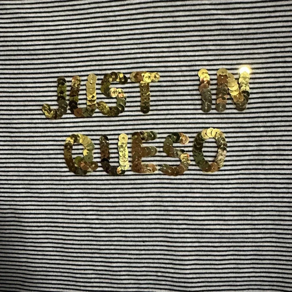 Bow & Drape Just in Queso Women's Sequin Striped T-Shirt Small Black/White NWT - Picture 4 of 5